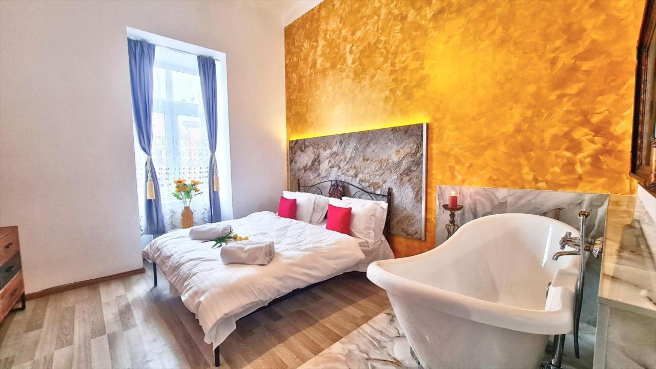 Royal Mansion In Unirii Square Apartment Cluj-Napoca Luaran gambar